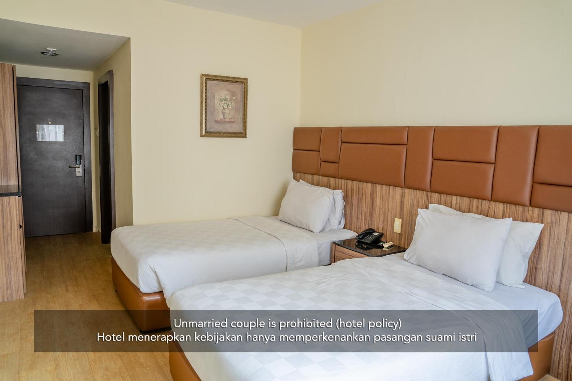 Hotel Alia Cikini Jakarta Exterior photo